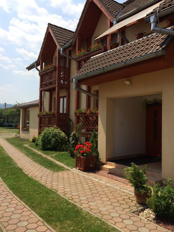 Villa Elena Smizany Exterior photo